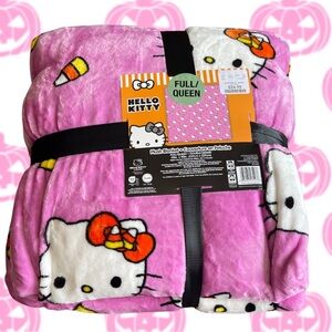🎃Hello Kitty® by Sanrio® Viral Pink Candy Corn Queen Halloween Blanket🎀